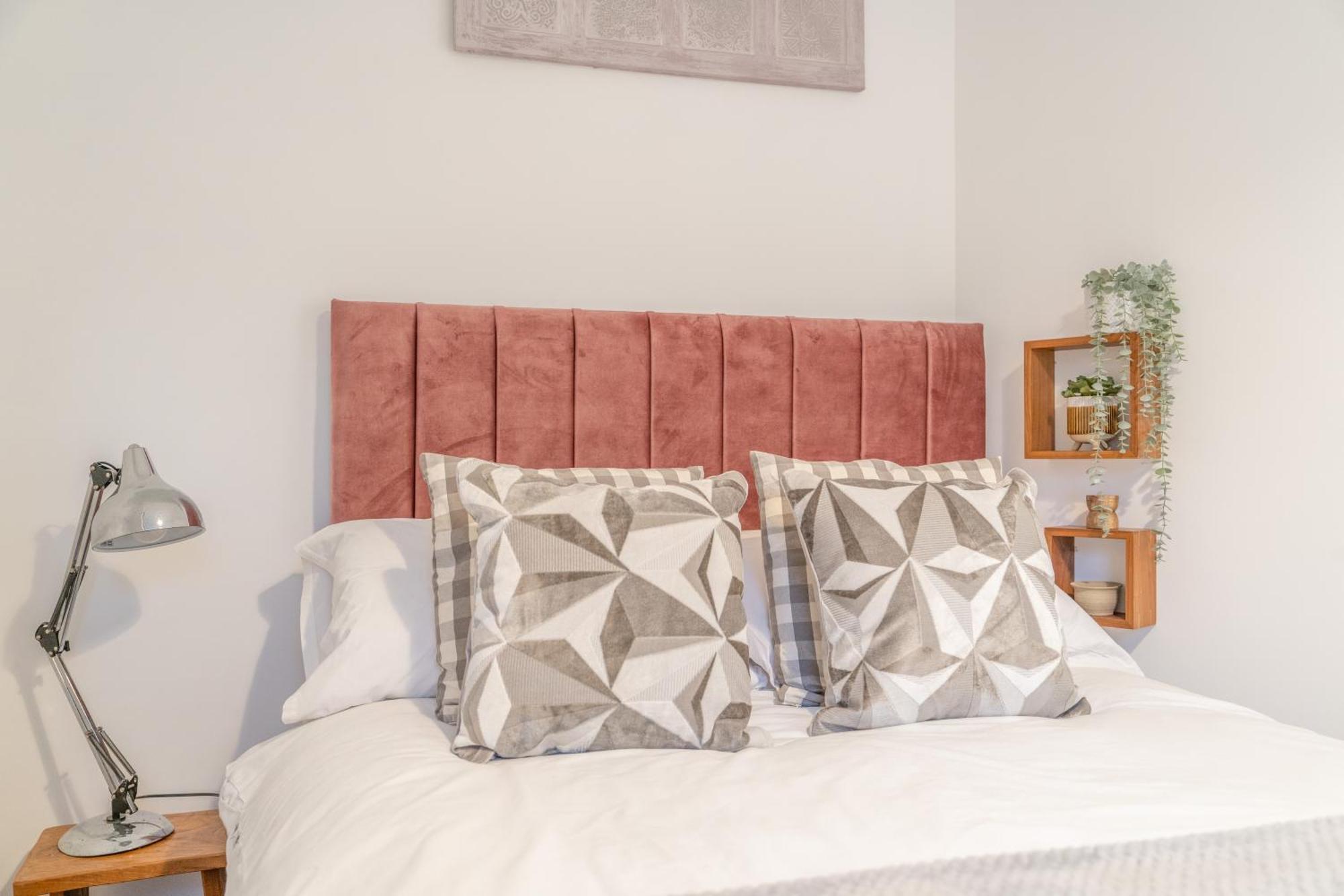 Fabulous New 1 Bedroom Ground Floor Flat モアカム エクステリア 写真